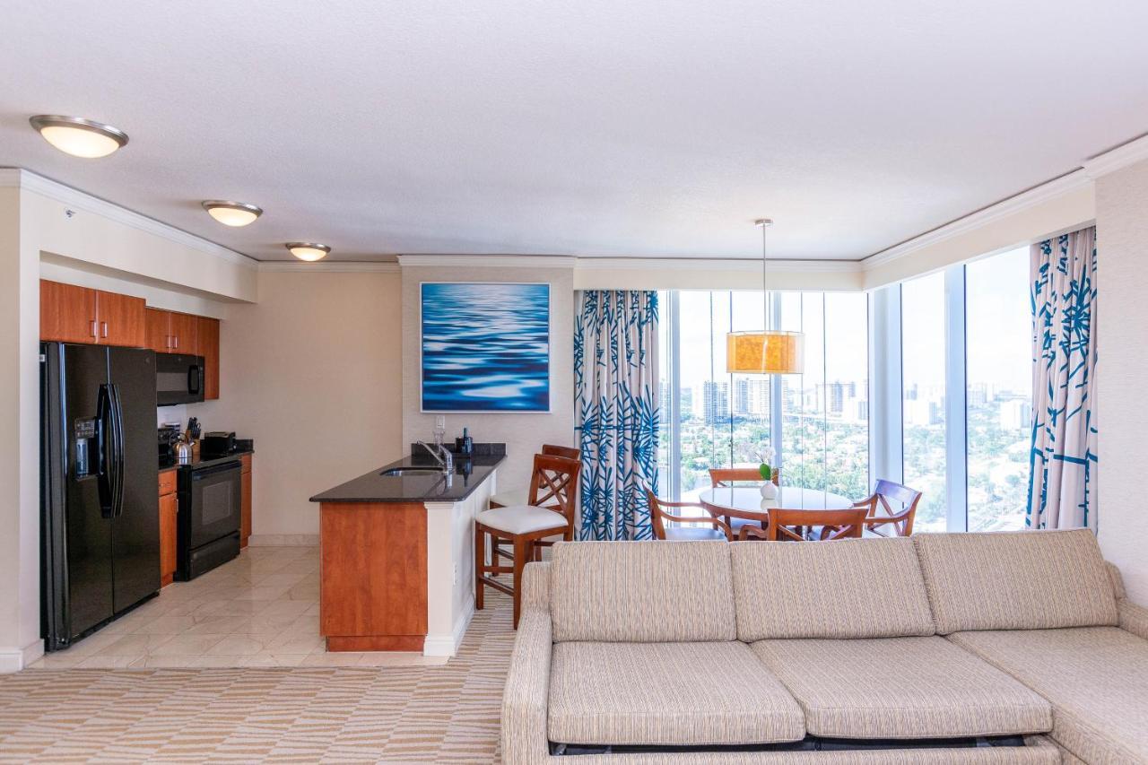 Trump Intl 2 Bedroom Apartment 1600 Sf Ocean And Bay View With Terrace Miami Beach Bagian luar foto